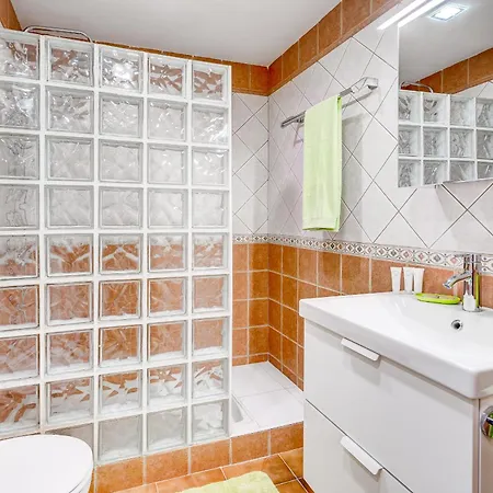 Pambnb - Sea Breeze Loft Parque Albatros Apartment